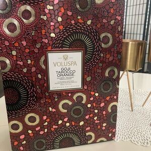 Voluspa Goji Tarocco Orange Candle - Red and Gold